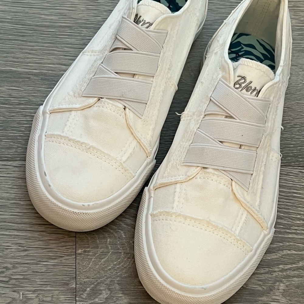 Blowfish Malibu Women’s Marley White size 6 NEW NEVER WORN